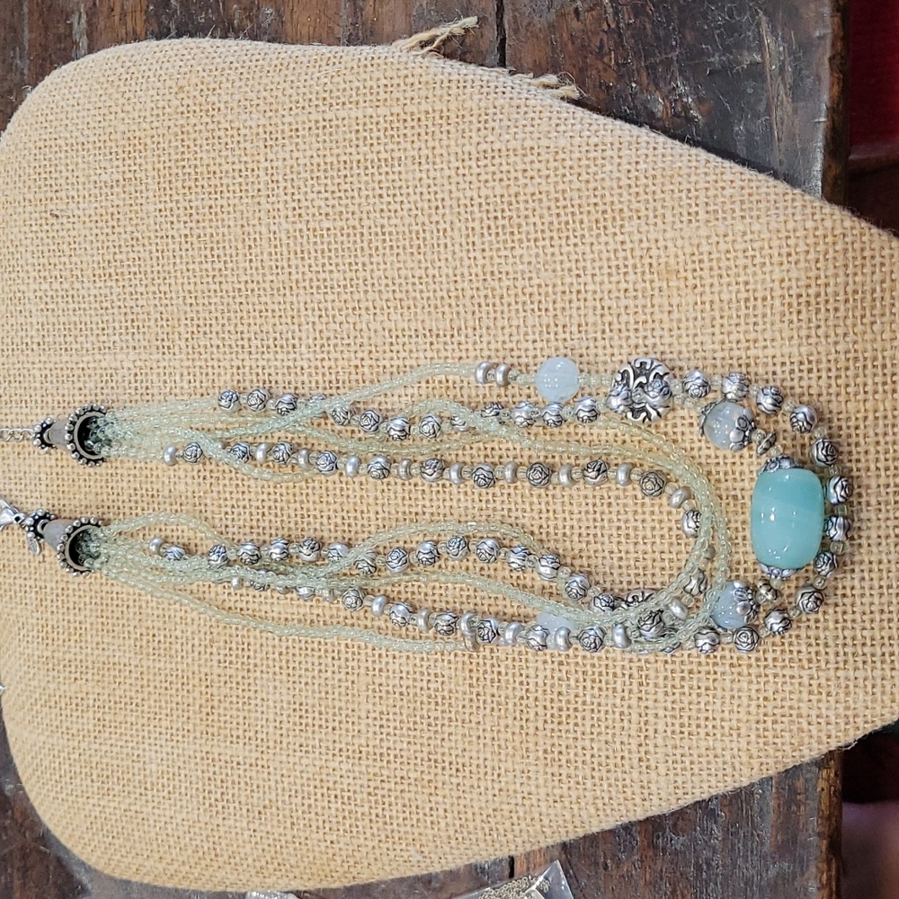 GUC Beautiful 5 Strand Silver Necklace